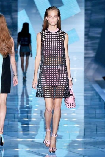 Fotoservizio/SS 2015/WOMEN/VERSACE/DP1/10
