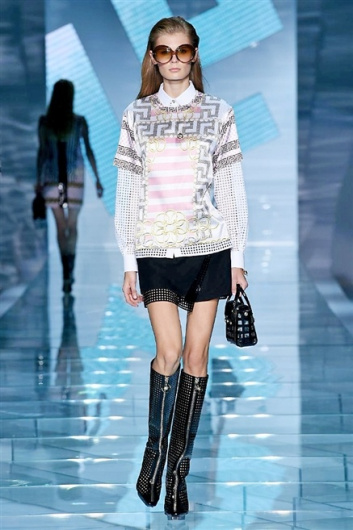 Fotoservizio/SS 2015/WOMEN/VERSACE/DP1/14