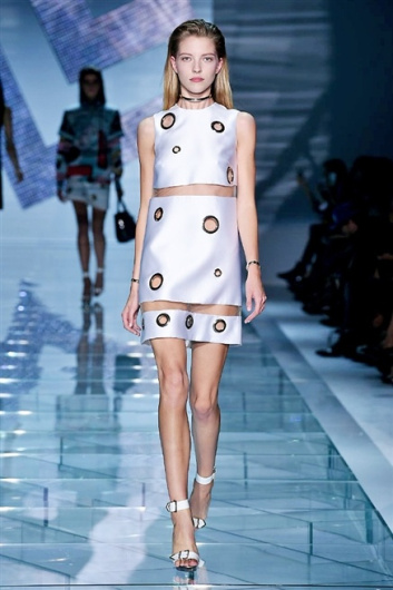 Fotoservizio/SS 2015/WOMEN/VERSACE/DP1/25