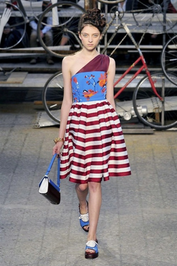 Fotoservizio/SS 2015/WOMEN/ANTONIO MARRAS/DP1/10
