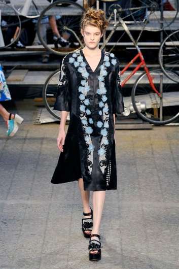 Fotoservizio/SS 2015/WOMEN/ANTONIO MARRAS/DP1/28