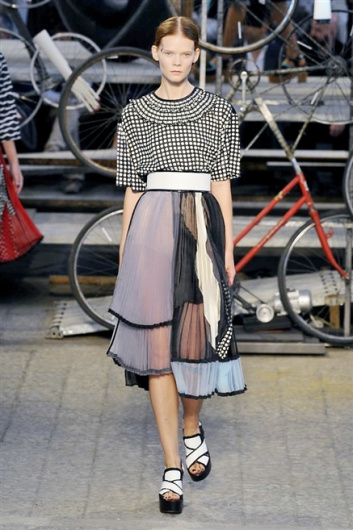 Fotoservizio/SS 2015/WOMEN/ANTONIO MARRAS/DP1/32