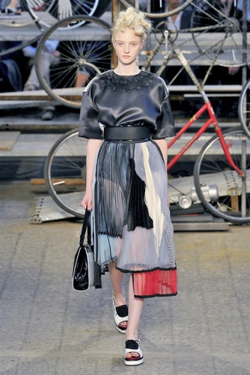Fotoservizio/SS 2015/WOMEN/ANTONIO MARRAS/DP1/34