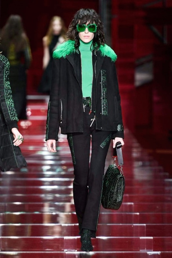 Fotoservizio/FW 2015-2016/WOMEN/VERSACE/DP1/16