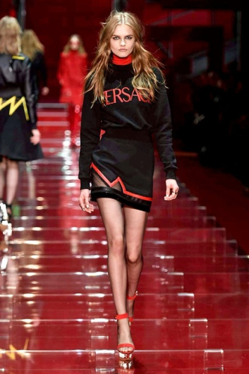 Fotoservizio/FW 2015-2016/WOMEN/VERSACE/DP1/30