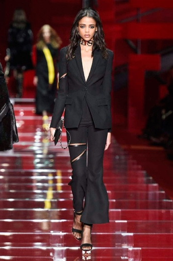 Fotoservizio/FW 2015-2016/WOMEN/VERSACE/DP1/35