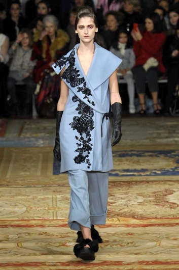 Fotoservizio/FW 2015-2016/WOMEN/ANTONIO MARRAS/DP1/0
