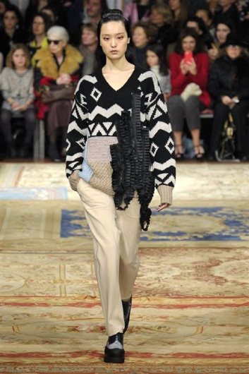 Fotoservizio/FW 2015-2016/WOMEN/ANTONIO MARRAS/DP1/12