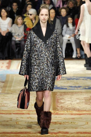 Fotoservizio/FW 2015-2016/WOMEN/ANTONIO MARRAS/DP1/13