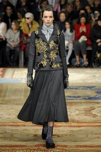 Fotoservizio/FW 2015-2016/WOMEN/ANTONIO MARRAS/DP1/16