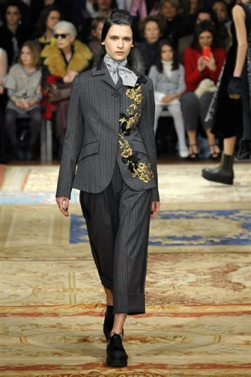 Fotoservizio/FW 2015-2016/WOMEN/ANTONIO MARRAS/DP1/17
