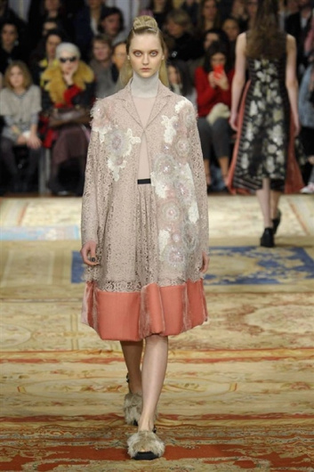 Fotoservizio/FW 2015-2016/WOMEN/ANTONIO MARRAS/DP1/28