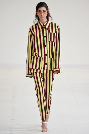 Fotoservizio/SS 2019/WOMEN/SFILATA/ARTHUR ARBESSER/DP2/10