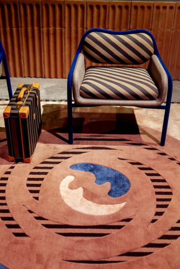 Fotoservizio/SS 2019/DESIGN/PRESENTAZIONE_HOME/FENDI/DP2/18