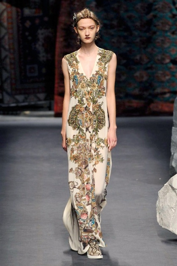 Fotoservizio/SS 2016/WOMEN/ANTONIO MARRAS/DP1/0