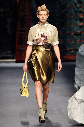 Fotoservizio/SS 2016/WOMEN/ANTONIO MARRAS/DP1/6