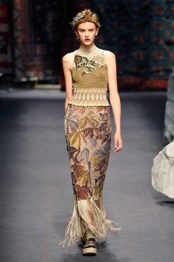Fotoservizio/SS 2016/WOMEN/ANTONIO MARRAS/DP1/21