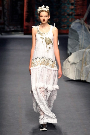 Fotoservizio/SS 2016/WOMEN/ANTONIO MARRAS/DP1/52