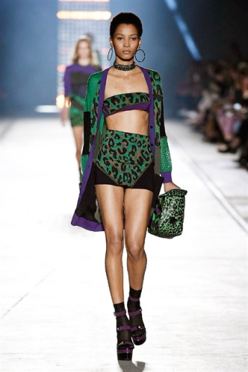 Fotoservizio/SS 2016/WOMEN/VERSACE/DP1/10