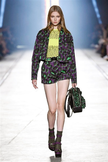 Fotoservizio/SS 2016/WOMEN/VERSACE/DP1/32