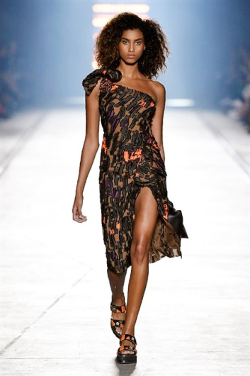 Fotoservizio/SS 2016/WOMEN/VERSACE/DP1/41