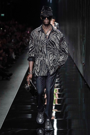 Fotoservizio/FW 20-21/WOMEN/SFILATA/VERSACE/DP2/12