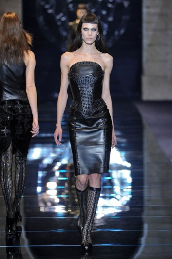 Fotoservizio/FW 2012-2013/WOMEN/VERSACE/3