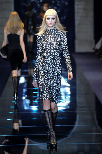 Fotoservizio/FW 2012-2013/WOMEN/VERSACE/6