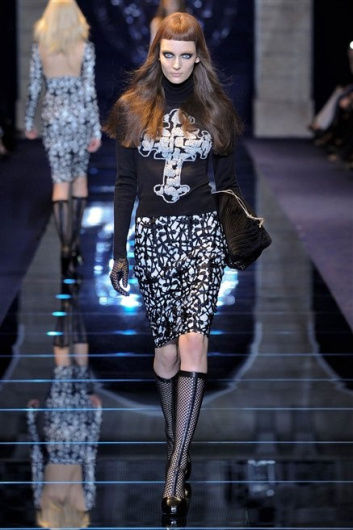 Fotoservizio/FW 2012-2013/WOMEN/VERSACE/7