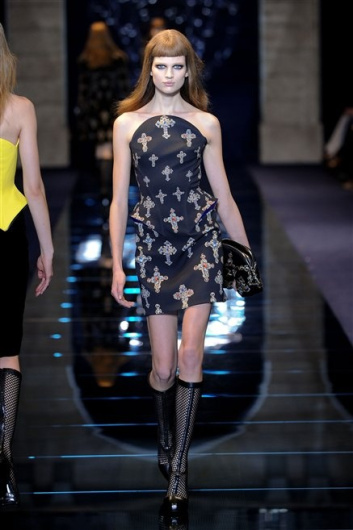 Fotoservizio/FW 2012-2013/WOMEN/VERSACE/15