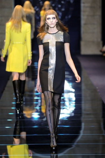 Fotoservizio/FW 2012-2013/WOMEN/VERSACE/21