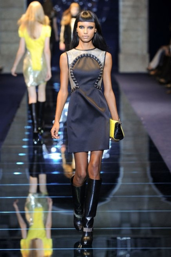 Fotoservizio/FW 2012-2013/WOMEN/VERSACE/23