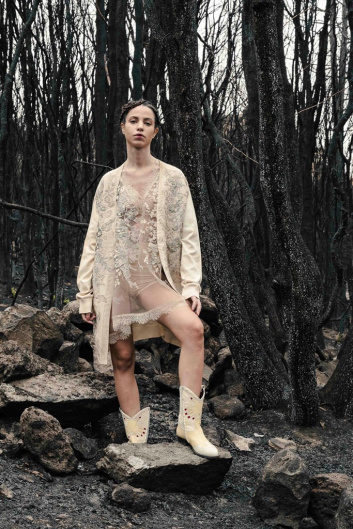 Fotoservizio/SS 2022/WOMEN/SFILATA/ANTONIO MARRAS/DP2/4