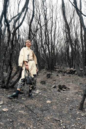 Fotoservizio/SS 2022/WOMEN/SFILATA/ANTONIO MARRAS/DP2/12