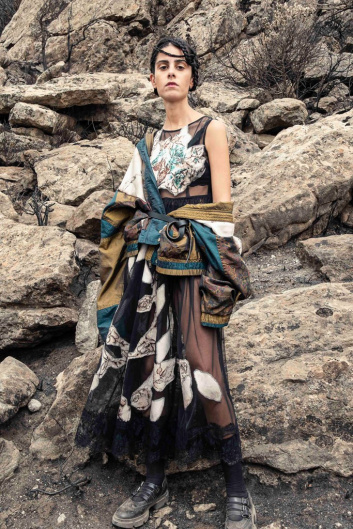 Fotoservizio/SS 2022/WOMEN/SFILATA/ANTONIO MARRAS/DP2/27