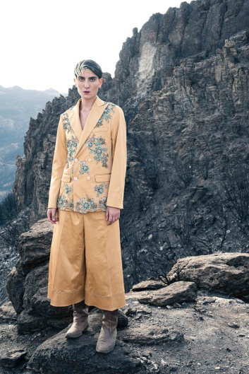 Fotoservizio/SS 2022/WOMEN/SFILATA/ANTONIO MARRAS/DP2/41