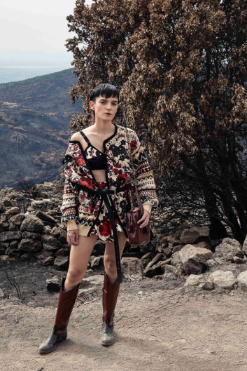 Fotoservizio/SS 2022/WOMEN/SFILATA/ANTONIO MARRAS/DP2/64