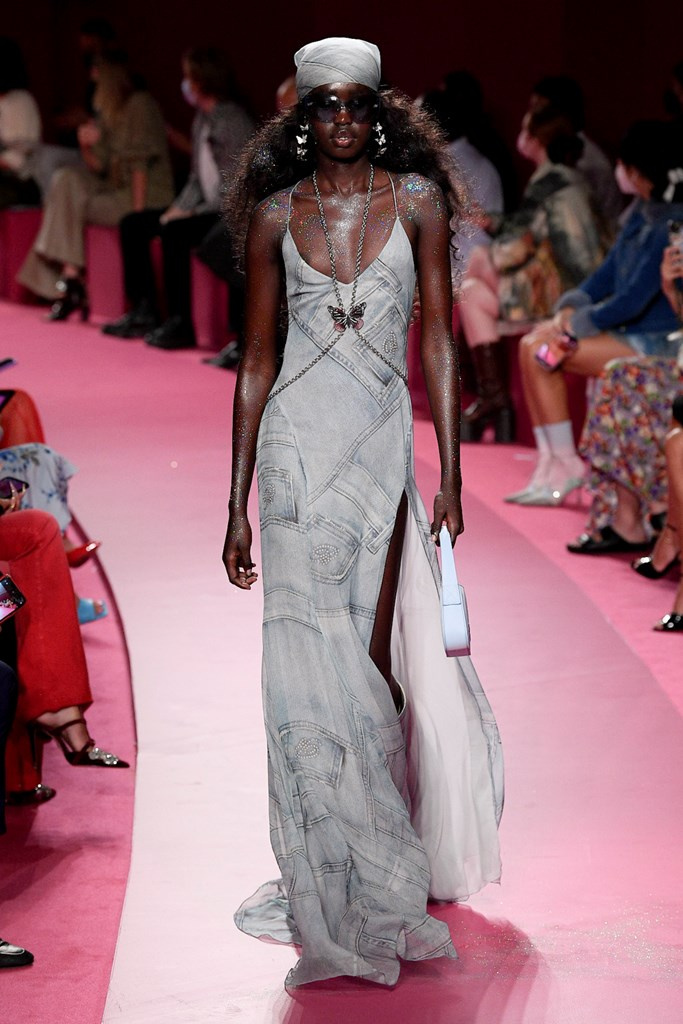 BLUMARINE