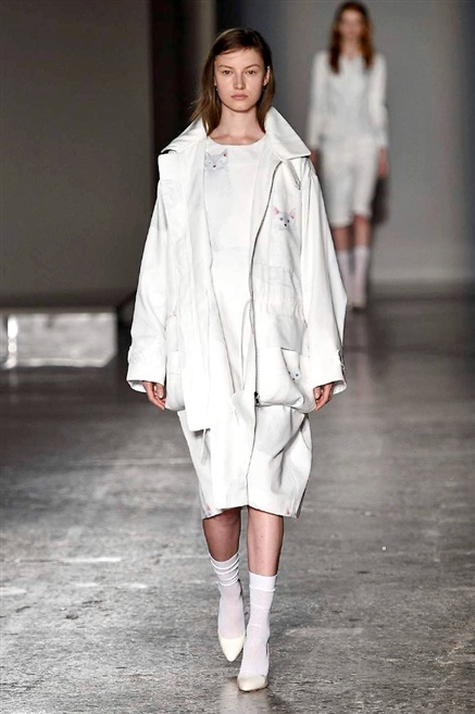 Fotoservizio/SS 2016/WOMEN/ARTHUR ARBESSER/DP1/16