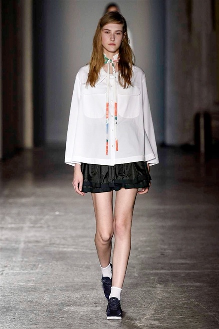 Fotoservizio/SS 2016/WOMEN/ARTHUR ARBESSER/DP1/20