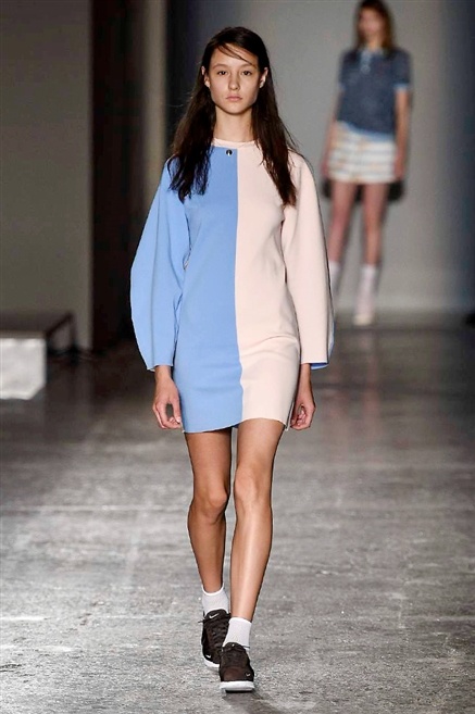 Fotoservizio/SS 2016/WOMEN/ARTHUR ARBESSER/DP1/22