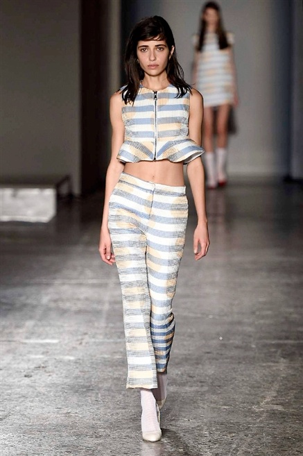 Fotoservizio/SS 2016/WOMEN/ARTHUR ARBESSER/DP1/25