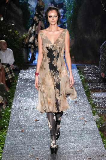 Fotoservizio/FW 23-24/WOMEN/SFILATA/ANTONIO MARRAS/DP2/13