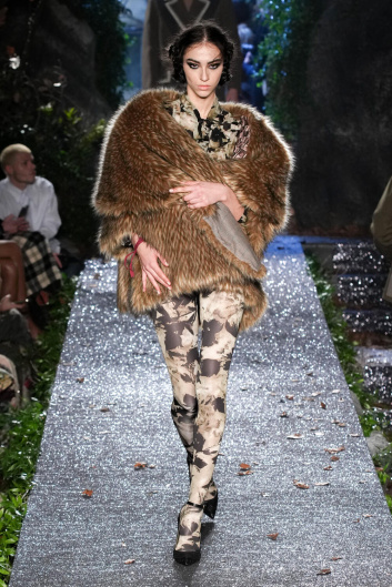 Fotoservizio/FW 23-24/WOMEN/SFILATA/ANTONIO MARRAS/DP2/5
