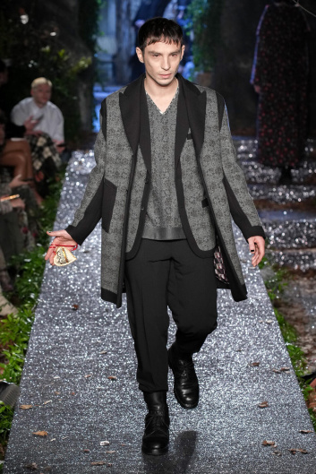 Fotoservizio/FW 23-24/WOMEN/SFILATA/ANTONIO MARRAS/DP2/31