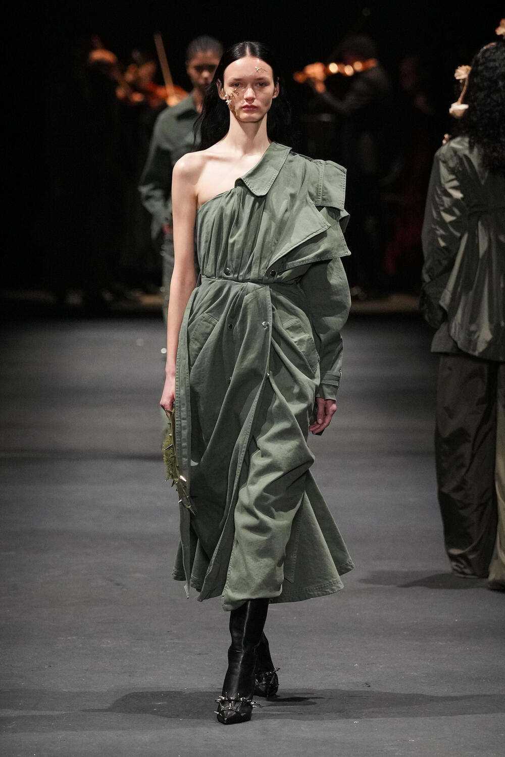 Fotoservizio/FW 23-24/WOMEN/SFILATA/ACT N°1/DP2/26