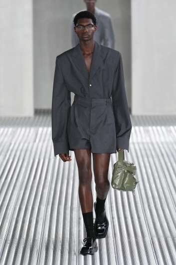 Fotoservizio/SS 2024/MEN/SFILATA/PRADA/DP2/7