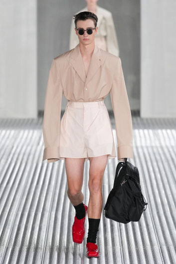 Fotoservizio/SS 2024/MEN/SFILATA/PRADA/DP2/5