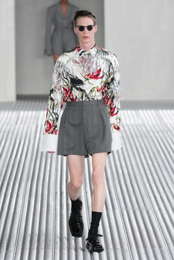 Fotoservizio/SS 2024/MEN/SFILATA/PRADA/DP2/1