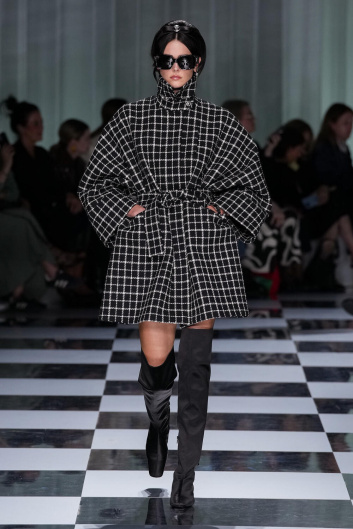 Fotoservizio/SS 2024/WOMEN/SFILATA/VERSACE/DP2/11